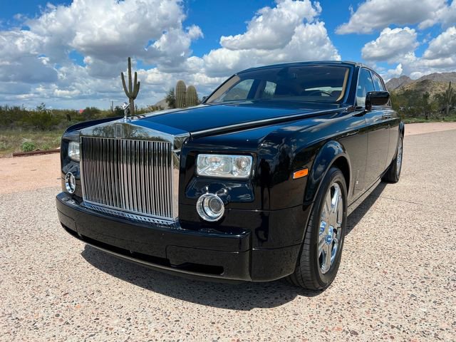 Used 2004 Rolls-Royce Phantom Sedan image 4