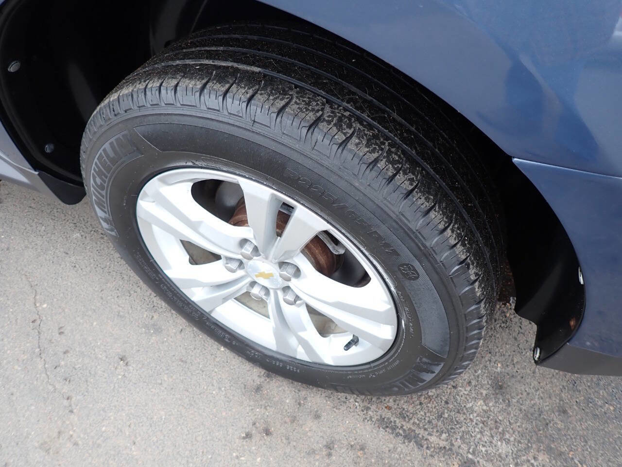 Used 2011 Chevrolet Equinox LT w/ Driver Convenience Package image 11