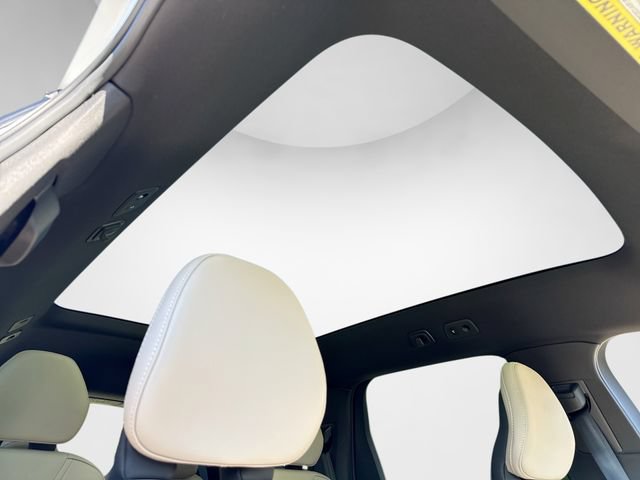 New 2026 Volvo EX90 Plus AWD/4WD image 16