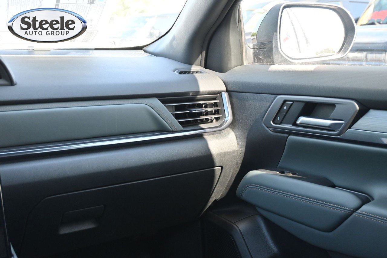 New 2026 GMC Terrain AT4 w/ Convenience Package III AWD/4WD image 8