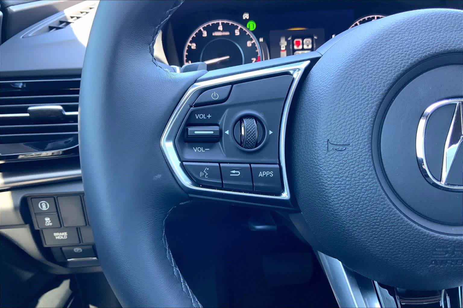 Used 2025 Acura RDX SH-AWD image 23