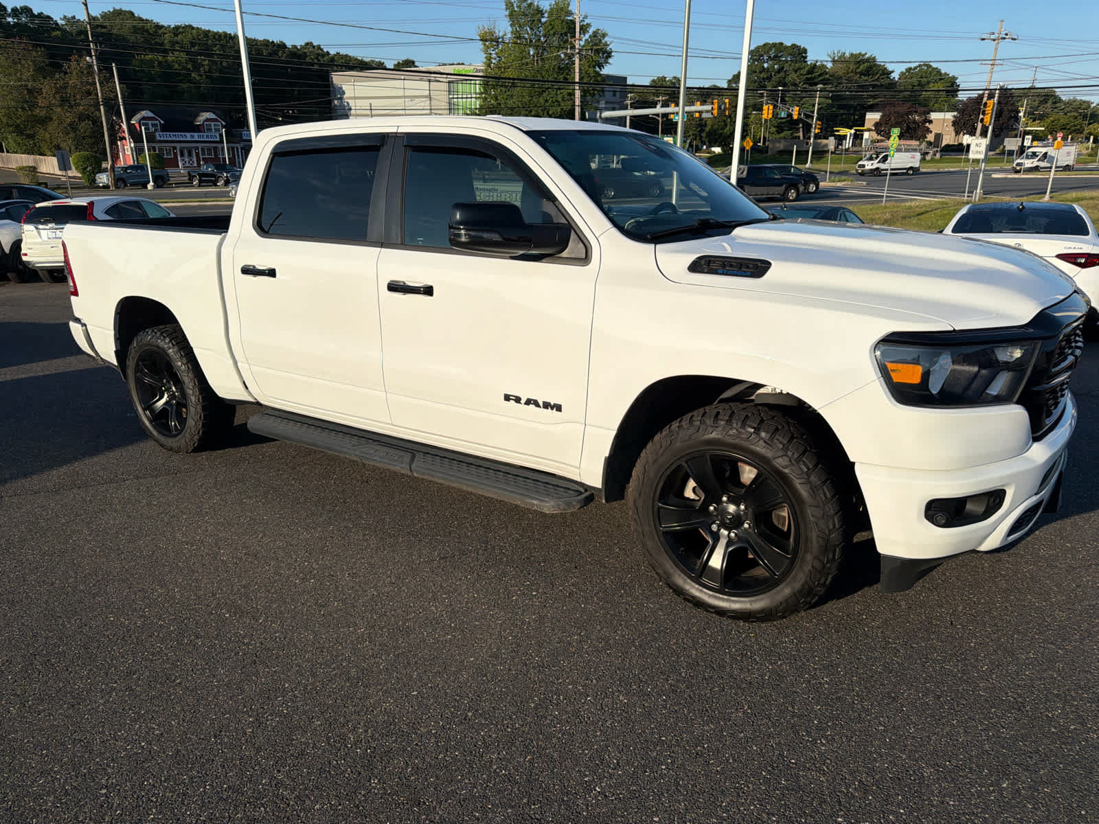 Used 2023 RAM 1500 Big Horn AWD/4WD image 2