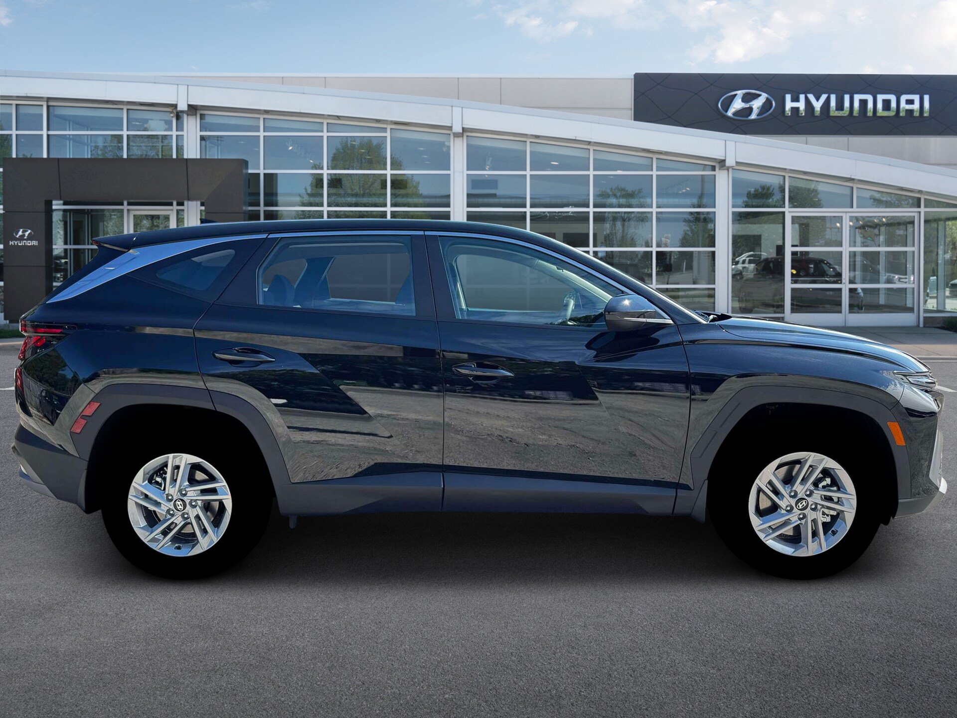 New 2026 Hyundai Tucson SE AWD/4WD image 9