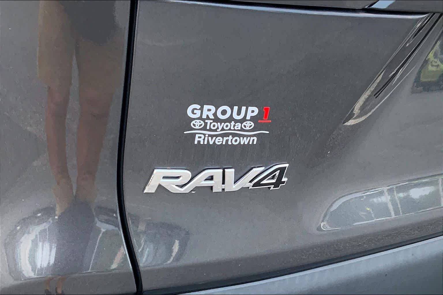 Used 2023 Toyota RAV4 Limited image 30