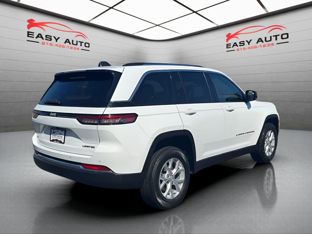Used 2023 Jeep Grand Cherokee Limited image 5