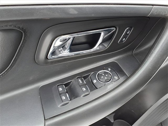 Used 2017 Ford Taurus SEL w/ Equipment Group 201A image 12