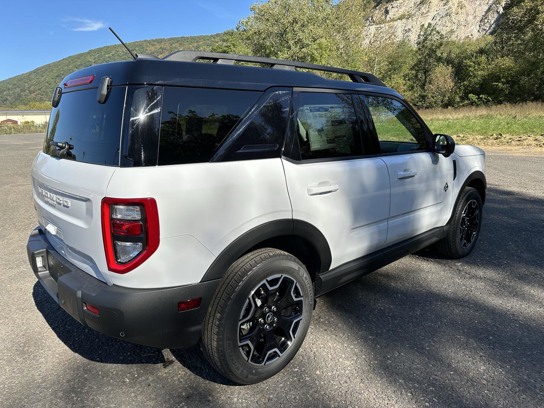 New 2025 Ford Bronco Sport Outer Banks w/ Outer Banks Tech Package+ image 4