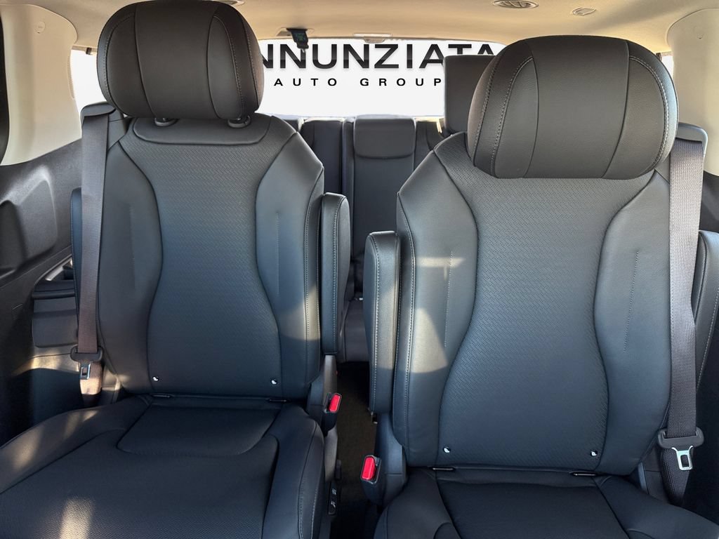 New 2026 Kia Carnival SX Prestige FWD image 16