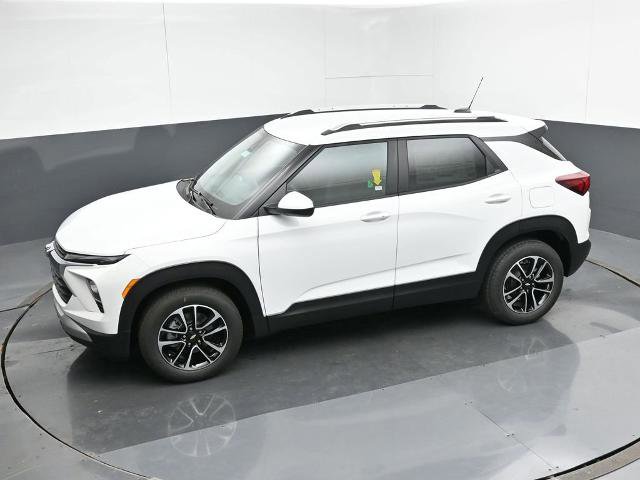 New 2025 Chevrolet TrailBlazer LT w/ Convenience Package image 18