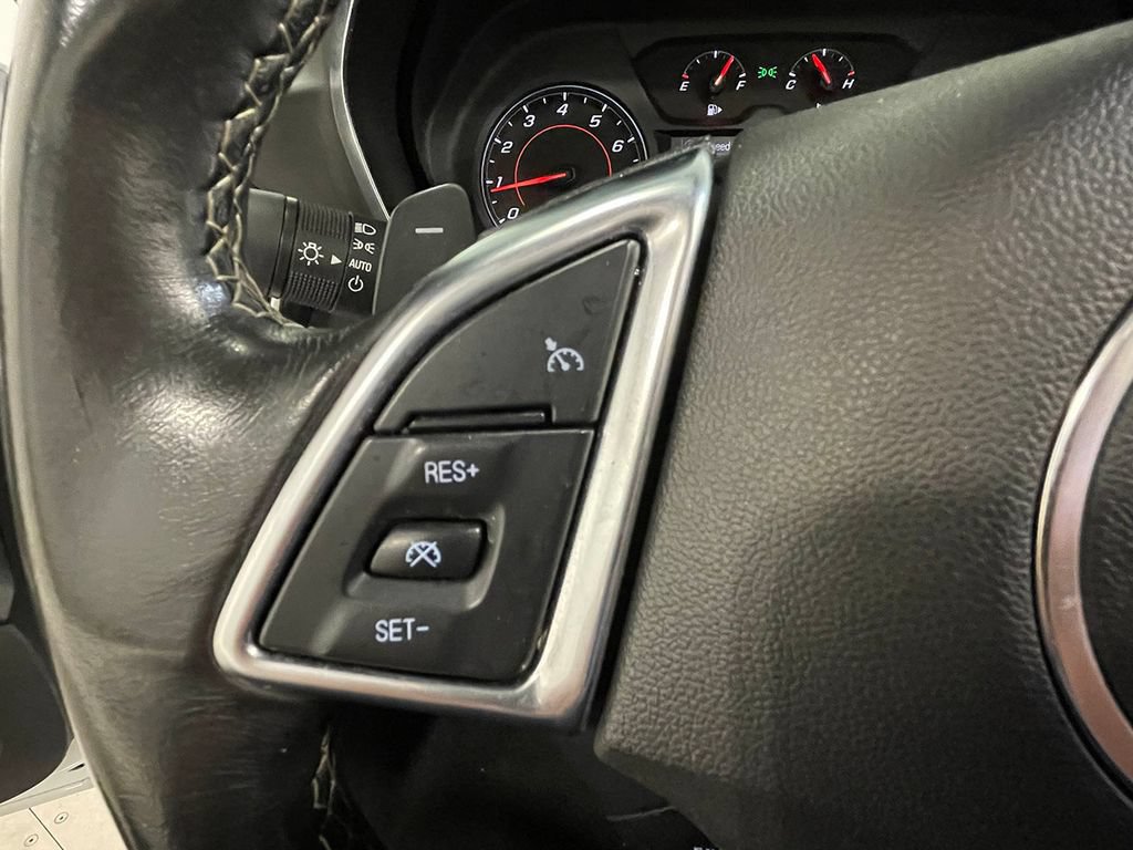 Used 2019 Chevrolet Camaro LT RWD image 79