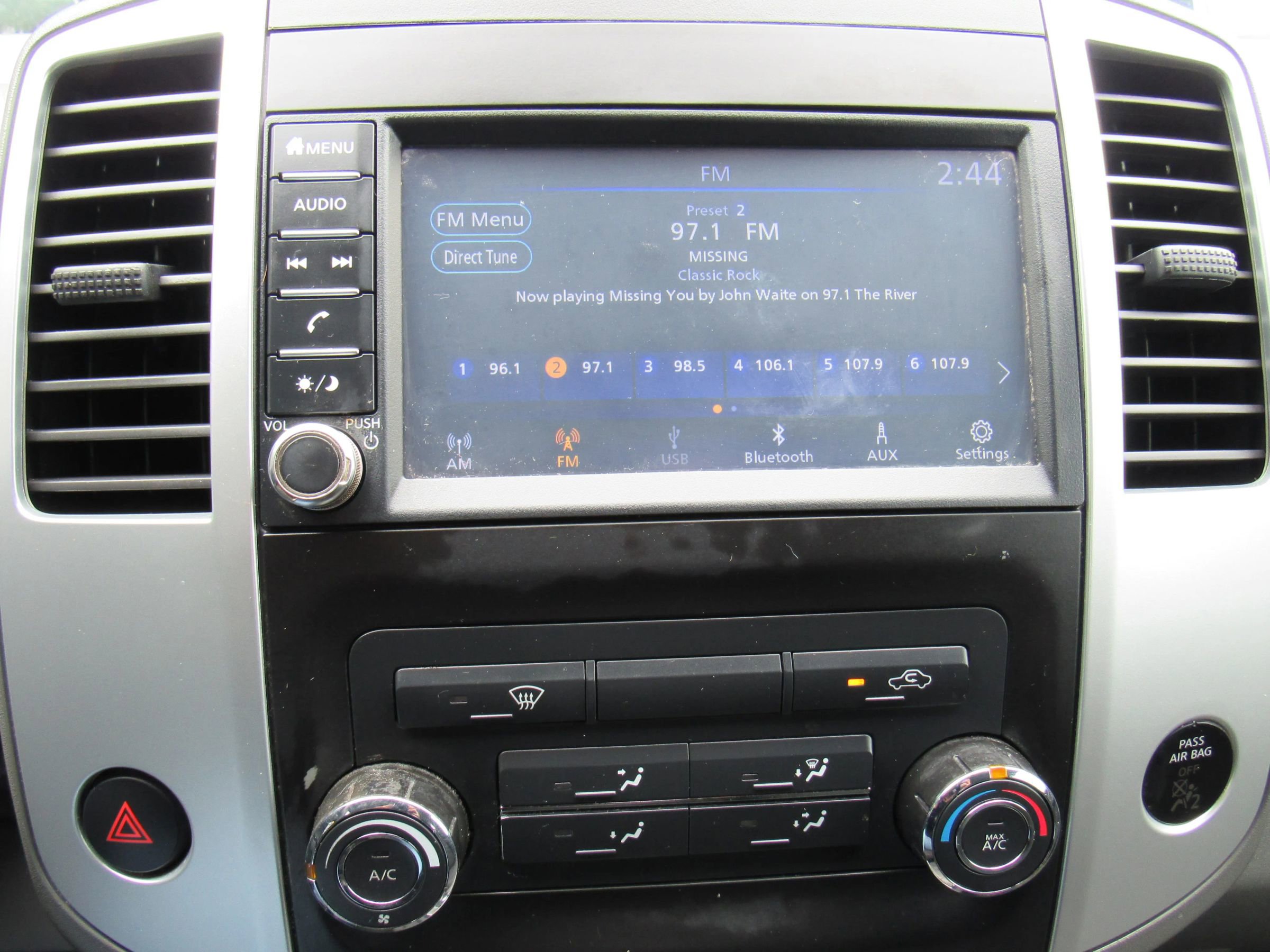 Used 2019 Nissan Frontier Desert Runner image 22