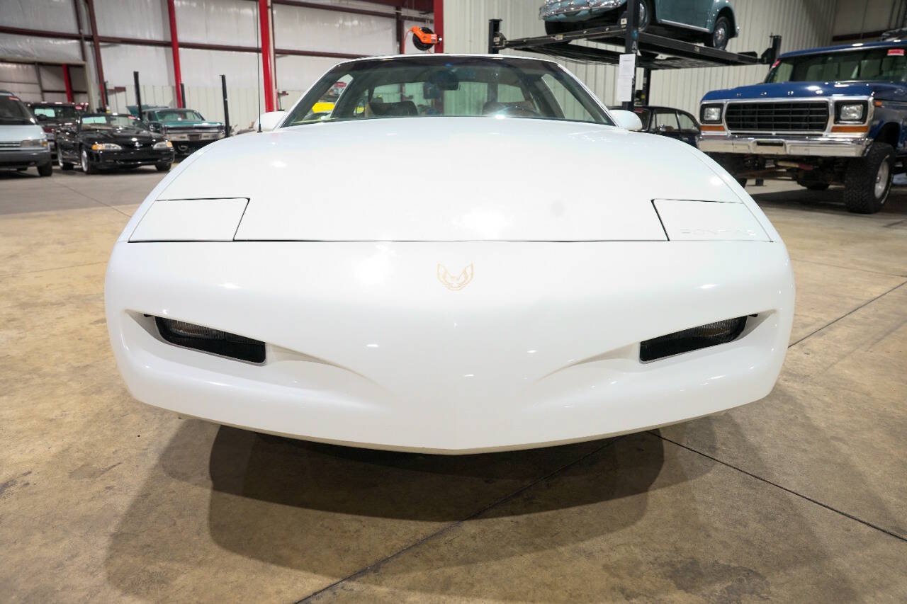 Used 1992 Pontiac Firebird Formula RWD image 13