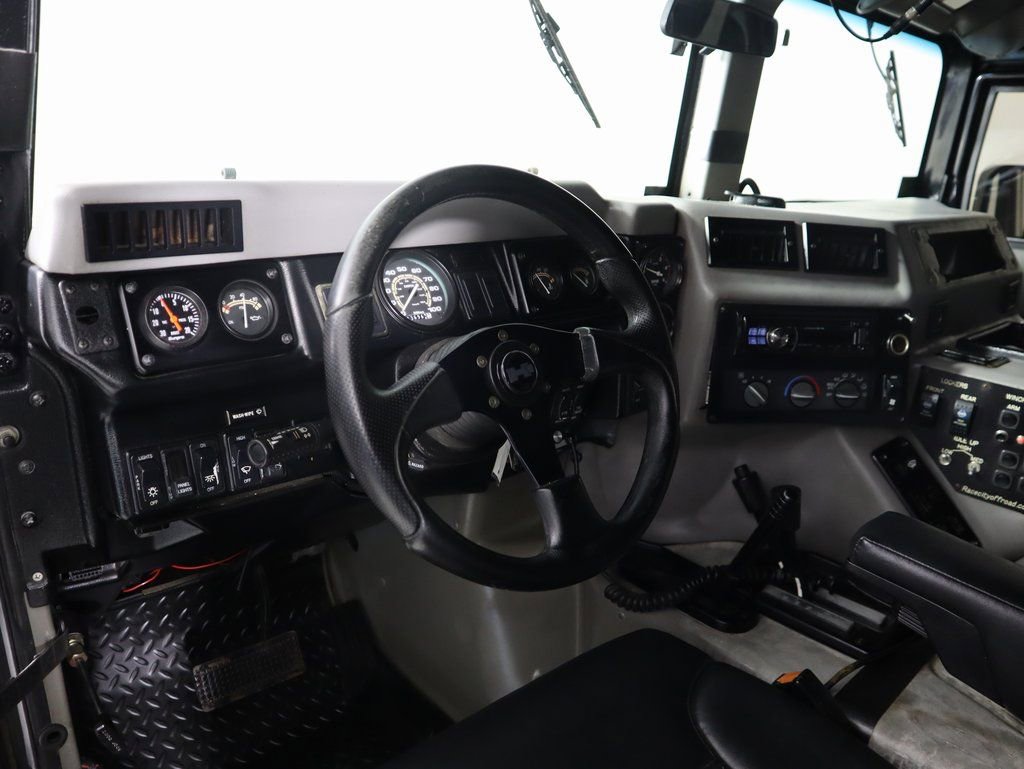 Used 1997 HUMMER H1 4-Door Open Top image 4