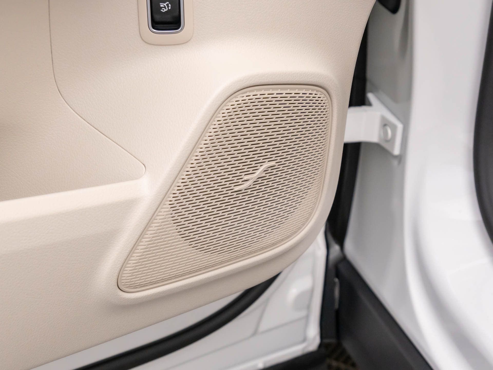 New 2026 Mercedes-Benz GLA 250 4MATIC image 17