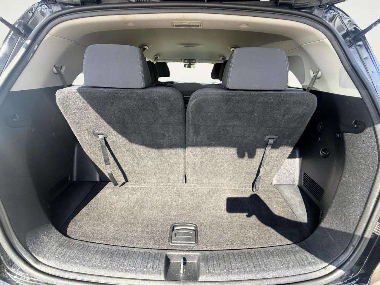 Used 2018 Kia Sorento AWD image 5