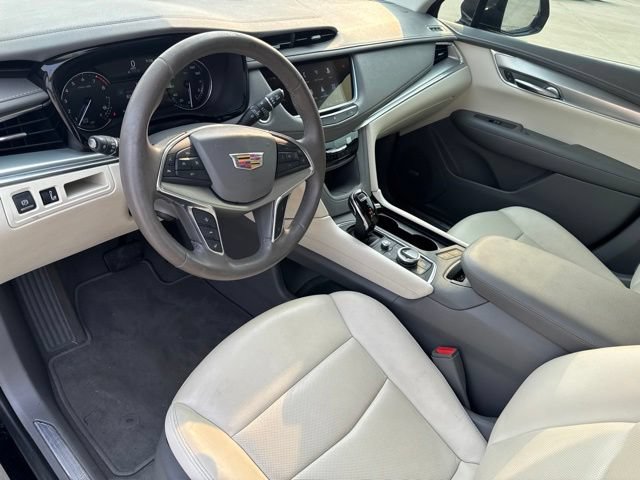 Used 2021 Cadillac XT5 Premium Luxury FWD image 21