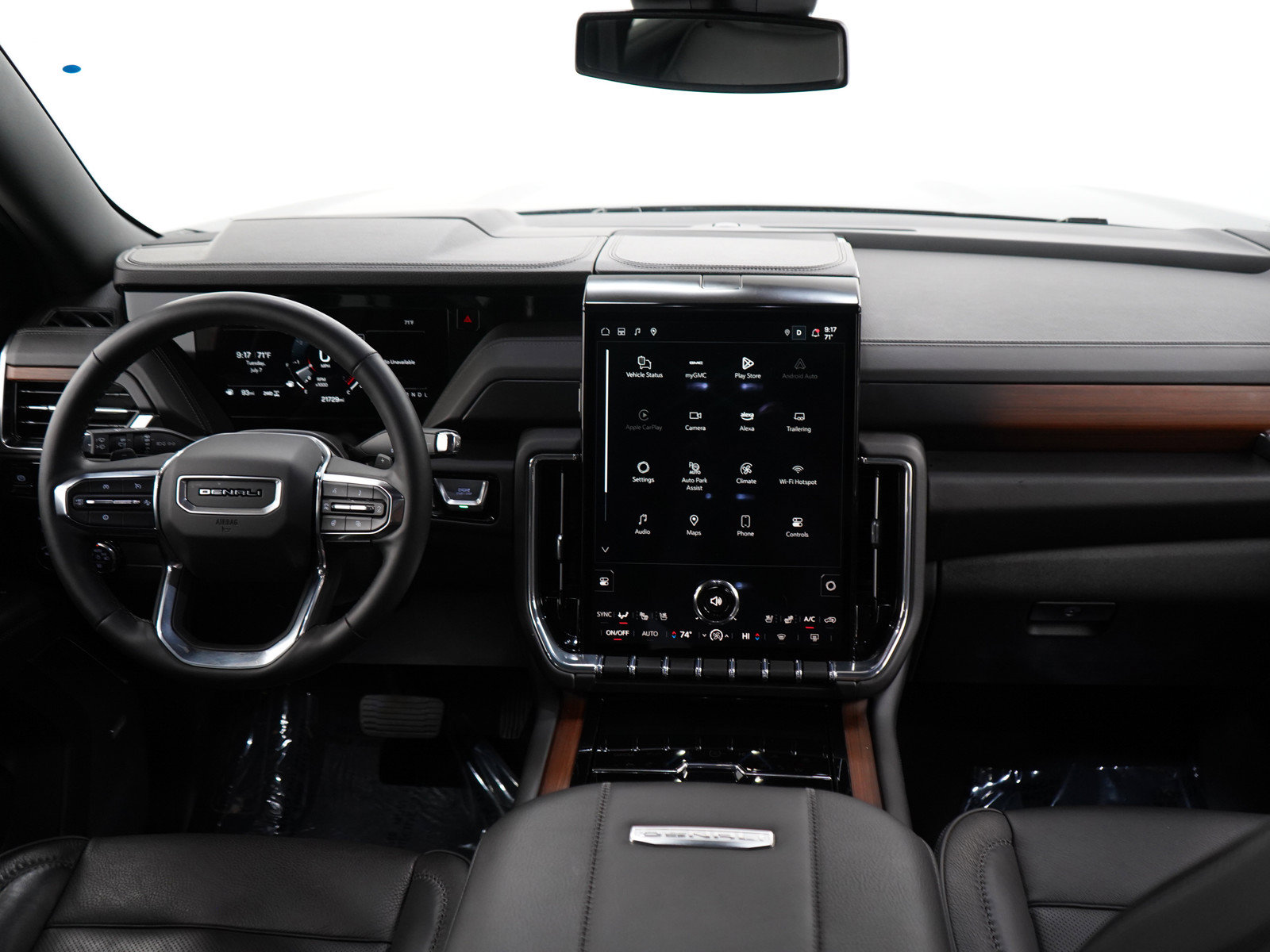 Used 2025 GMC Yukon Denali AWD/4WD image 14