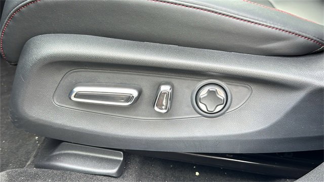 Used 2025 Acura ADX A-Spec image 11