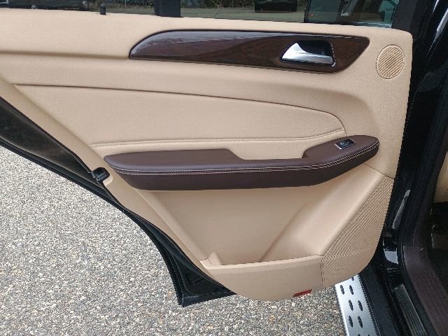 Used 2018 Mercedes-Benz GLE 350 4MATIC image 18