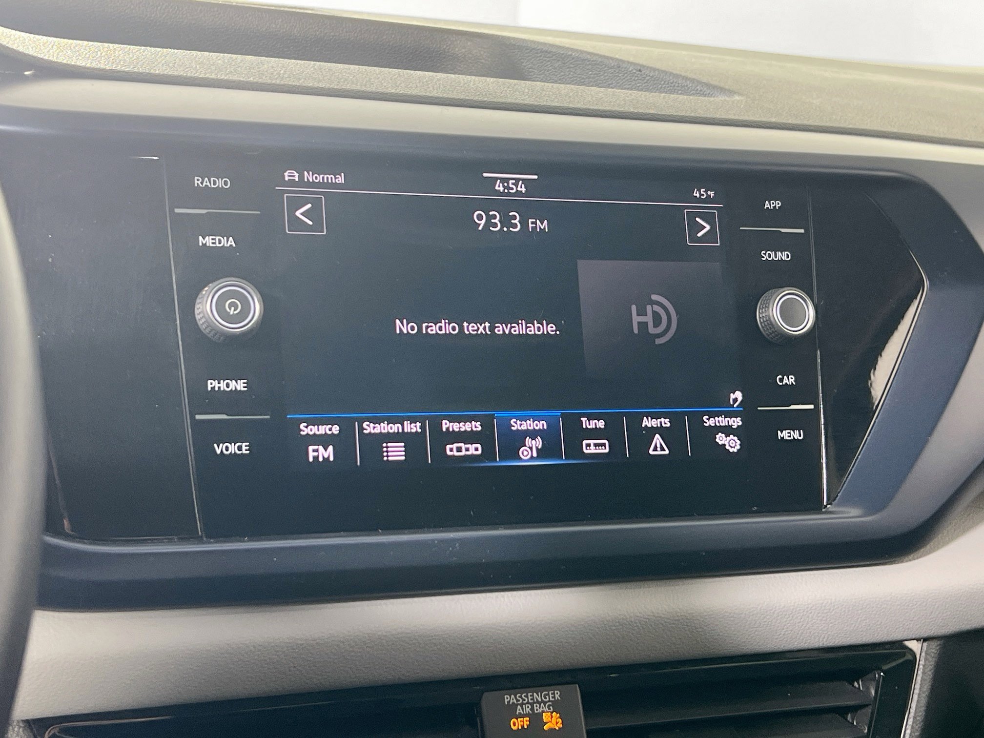 Used 2022 Volkswagen Taos SE image 14