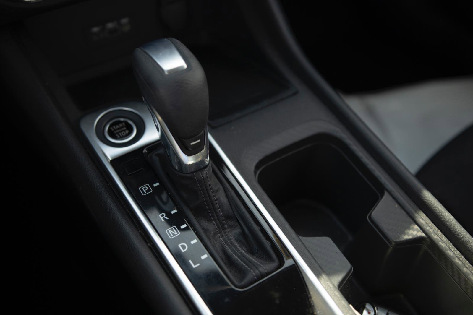 Used 2020 Nissan Sentra SV image 10