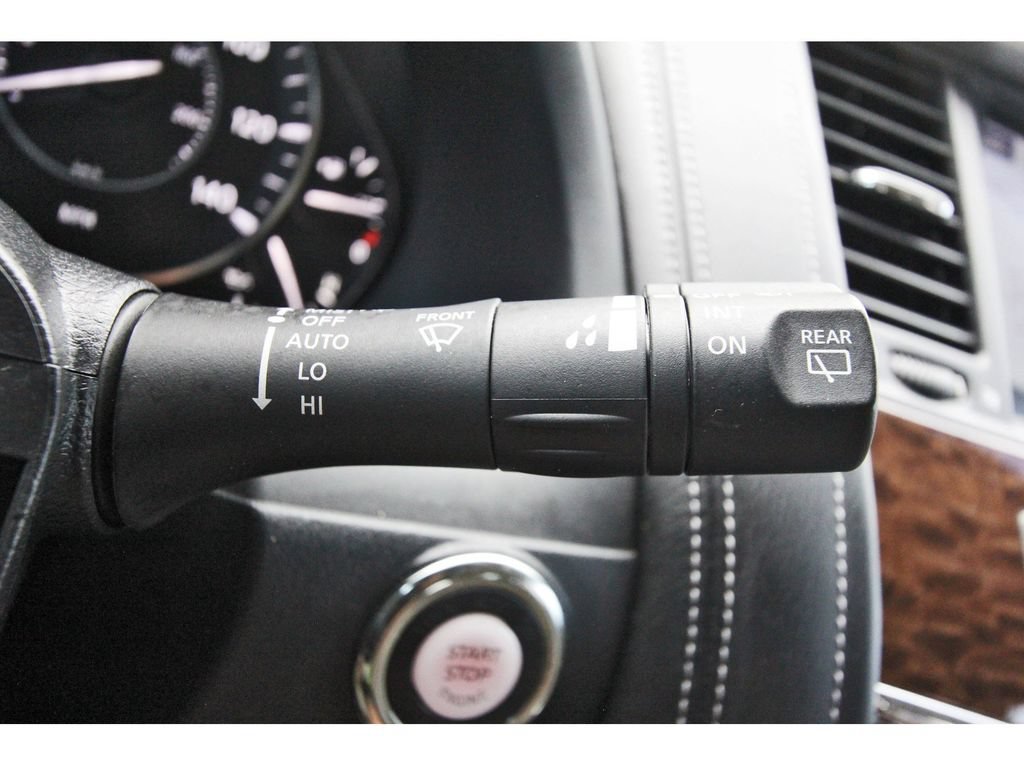 Used 2020 Nissan Armada SL w/ Premium Package RWD image 22