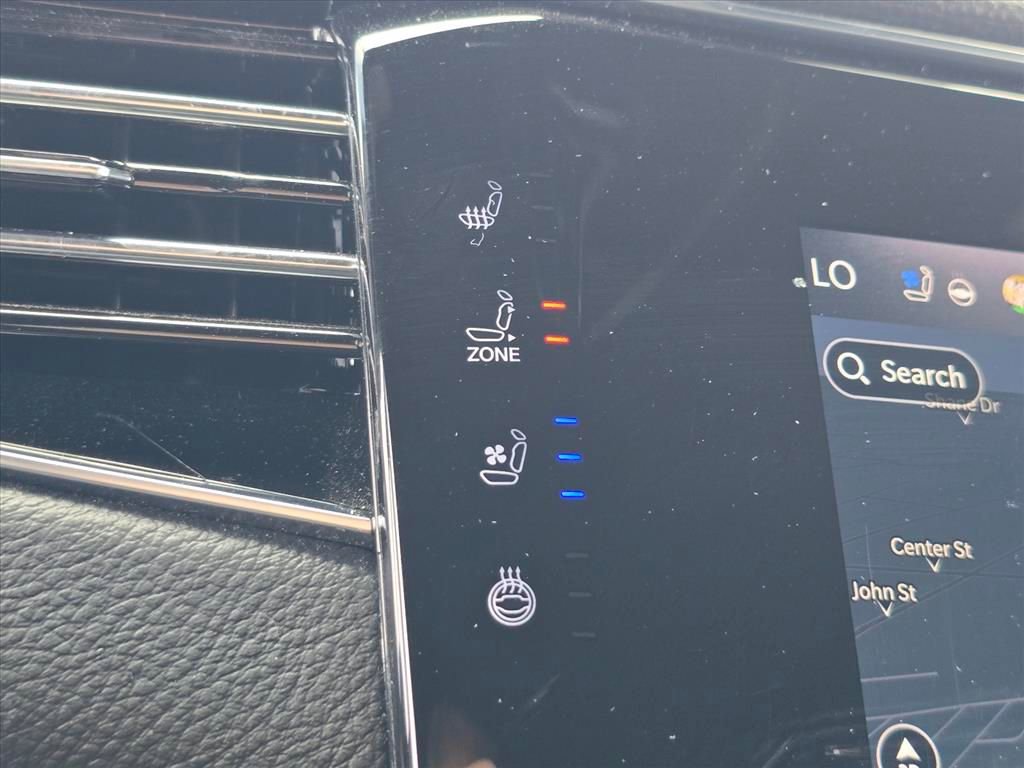 Used 2023 Jeep Wagoneer 4WD w/ Premium Group I image 20