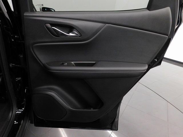 Used 2025 Chevrolet Blazer LT image 30
