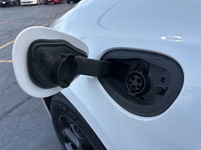 Certified 2024 Chrysler Pacifica Select image 24