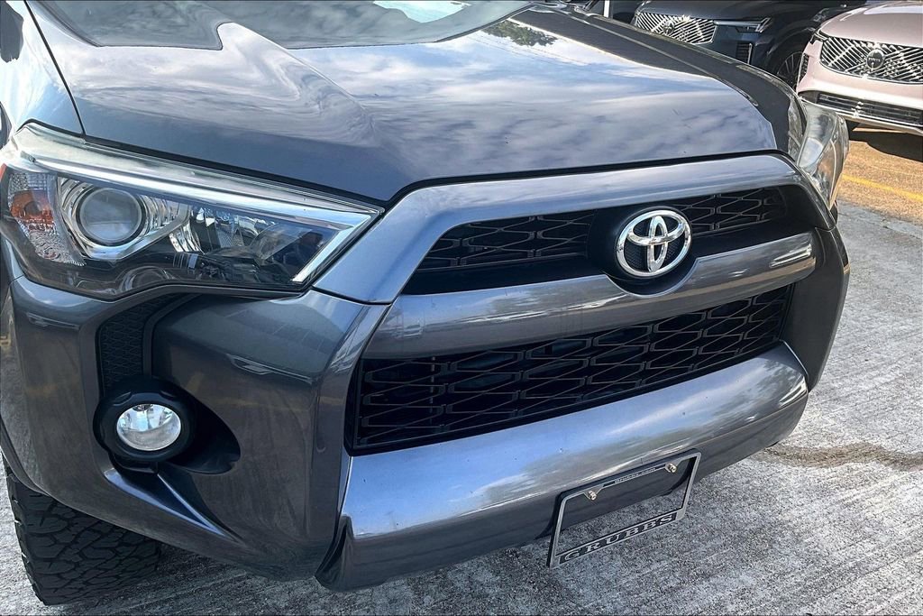 Used 2018 Toyota 4Runner SR5 Premium image 36