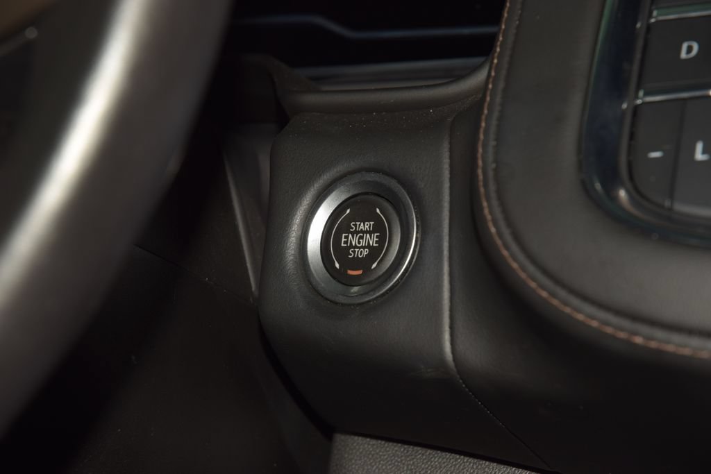 Used 2022 Chevrolet Tahoe High Country AWD/4WD image 33