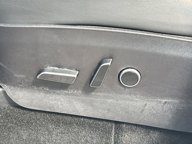 Used 2021 Tesla Model Y Long Range image 19