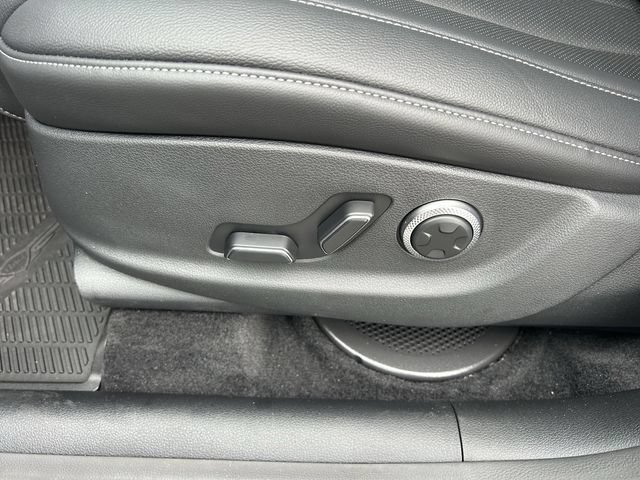 New 2026 Genesis GV80 2.5T Select AWD/4WD image 25