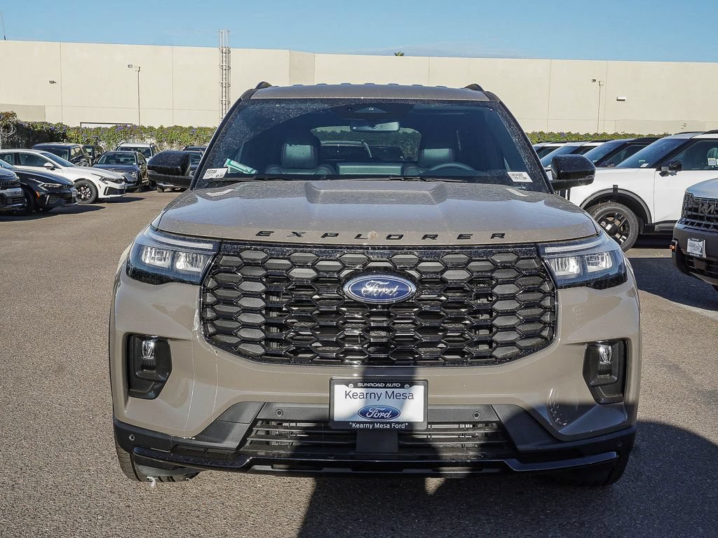 New 2026 Ford Explorer ST-Line w/ ST-Line Street Pack RWD image 2