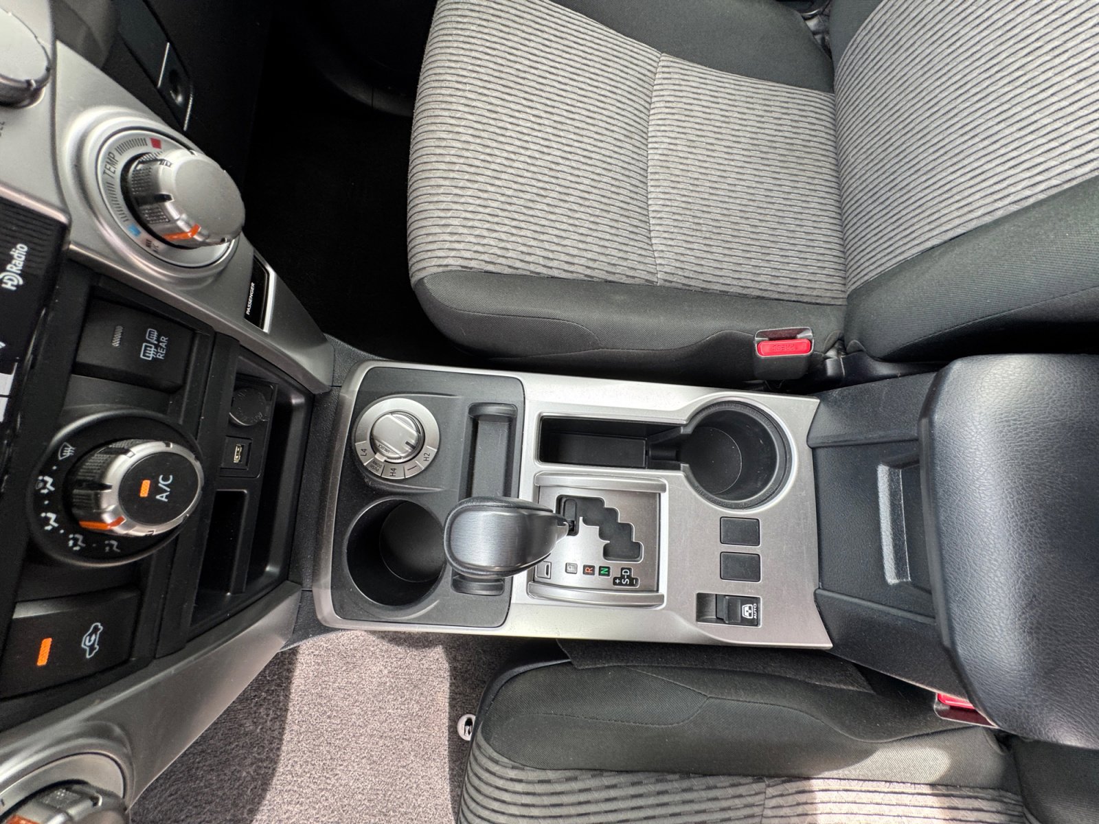 Used 2023 Toyota 4Runner SR5 AWD/4WD image 15