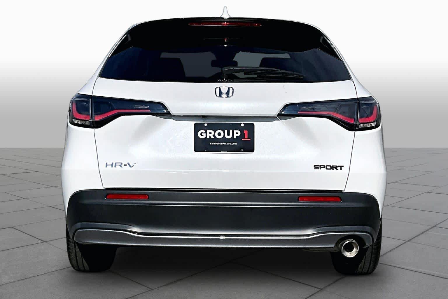 Used 2024 Honda HR-V Sport image 5