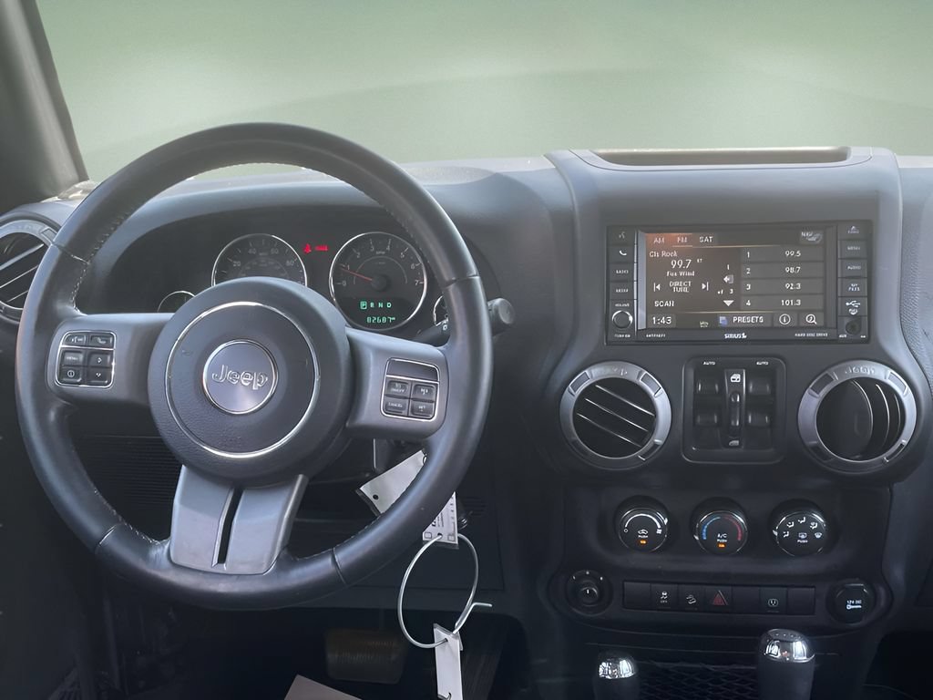 Used 2017 Jeep Wrangler Unlimited Sport AWD/4WD image 13