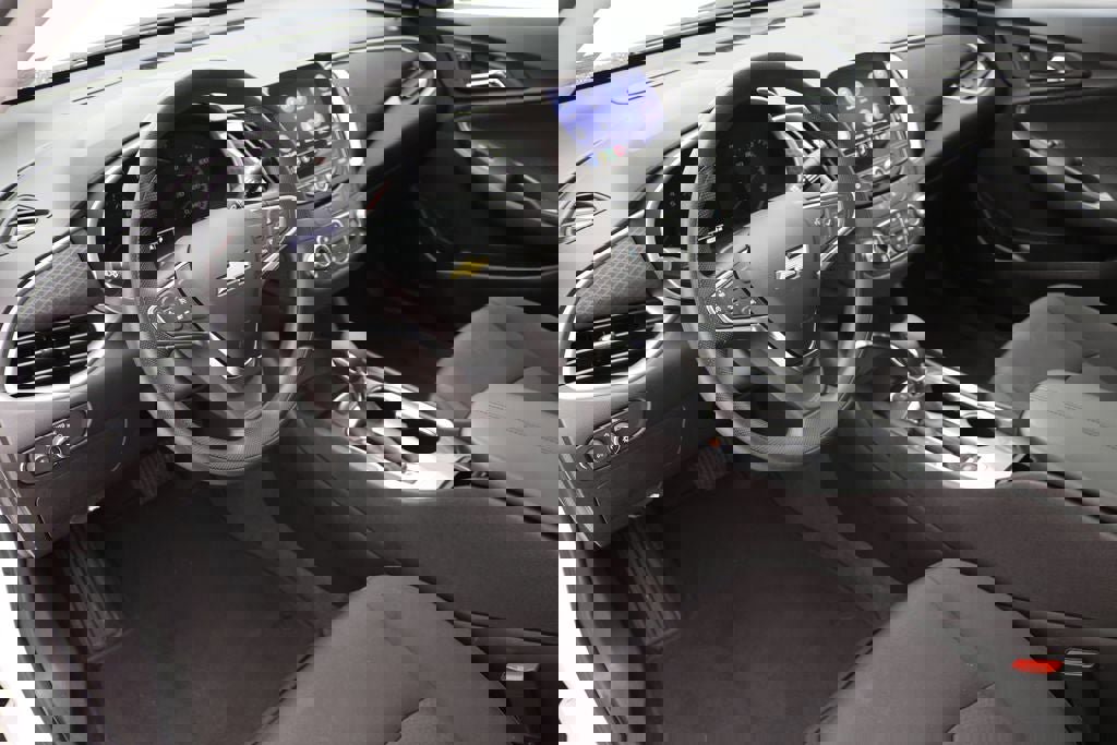 Used 2024 Chevrolet Malibu LT image 14