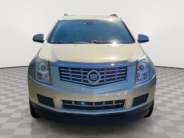 Used 2016 Cadillac SRX Luxury w/ Driver Awareness Package FWD image 2