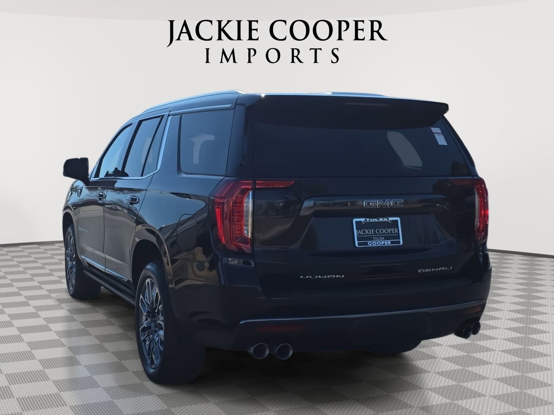 Used 2024 GMC Yukon Denali Ultimate image 7