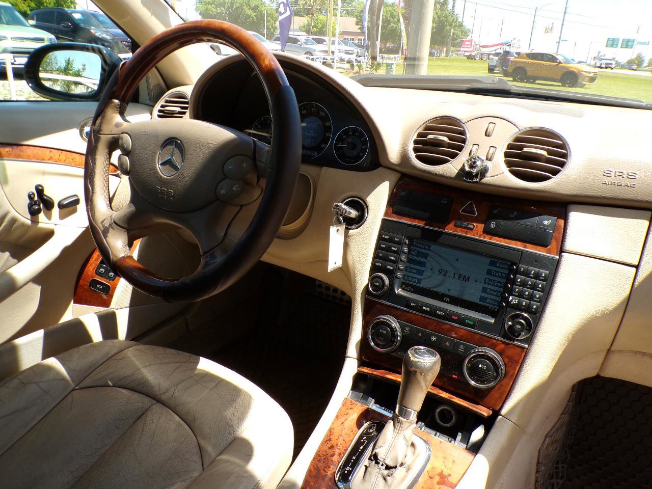 Used 2009 Mercedes-Benz CLK 350 Cabriolet image 17