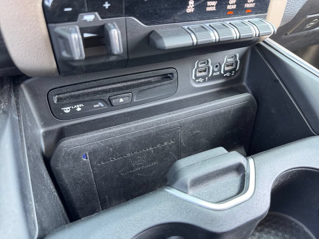 Used 2019 RAM 1500 Laramie AWD/4WD image 24