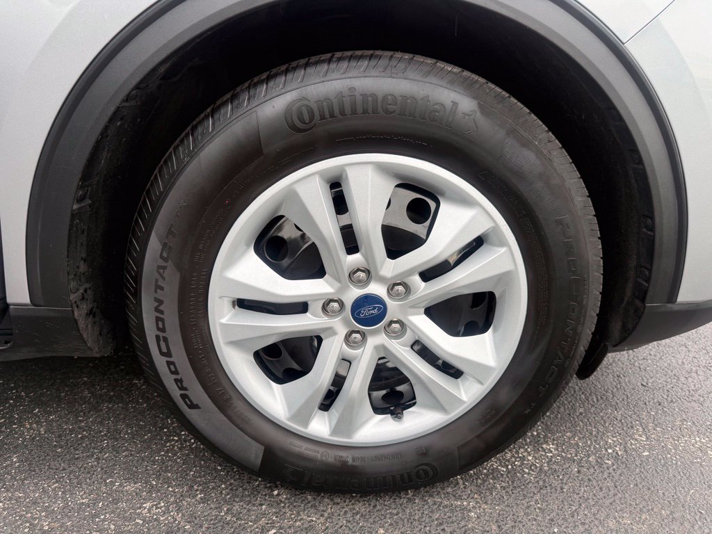 Used 2022 Ford Escape S FWD image 47