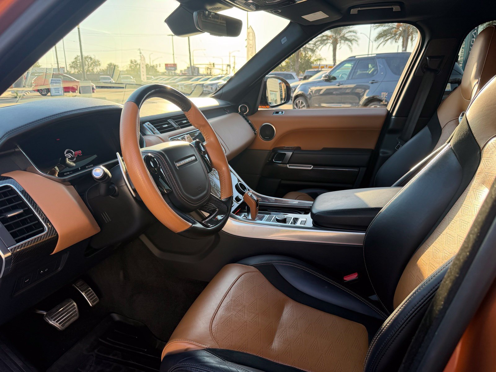 Used 2019 Land Rover Range Rover Sport SVR AWD/4WD image 9