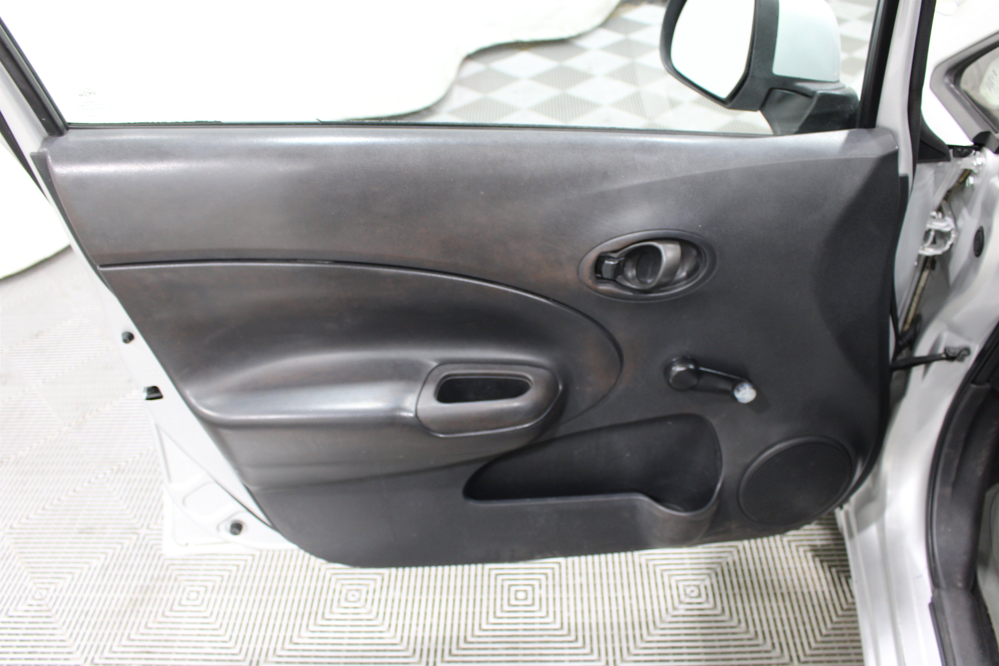 Used 2014 Nissan Versa Note S Plus FWD image 5