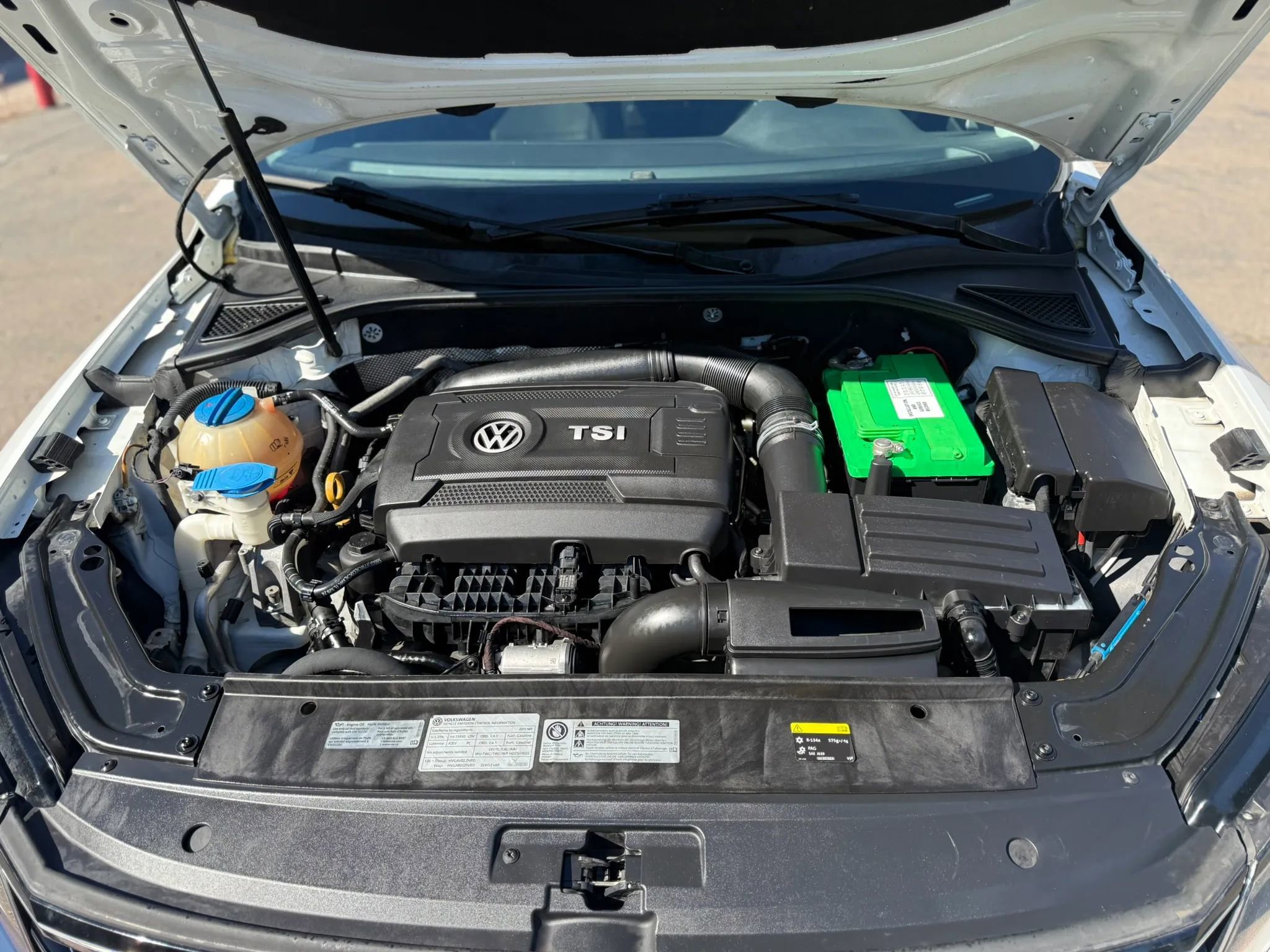 Used 2017 Volkswagen Passat 1.8T R-Line image 21