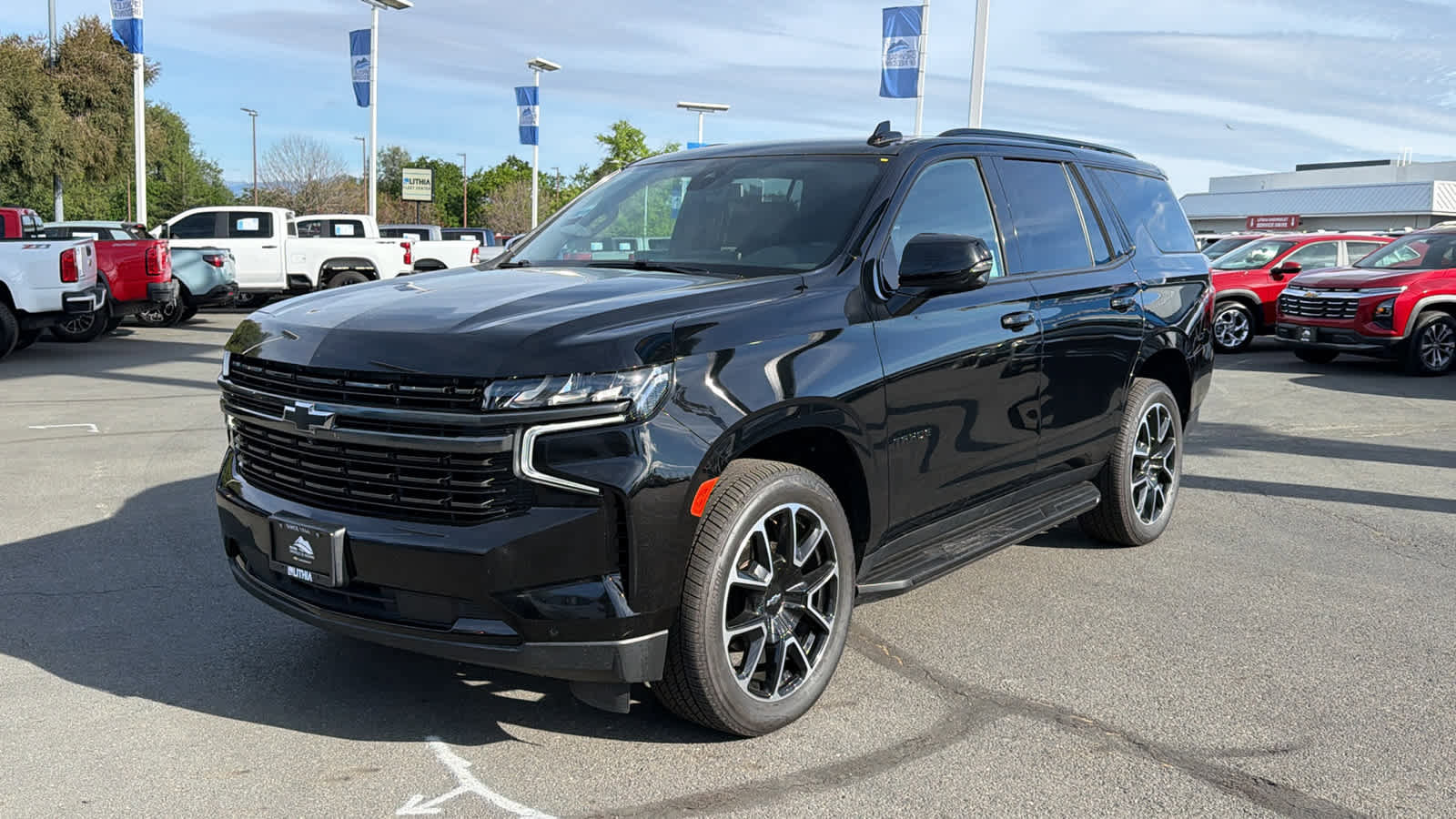 Used 2022 Chevrolet Tahoe RST w/ Luxury Package image 1