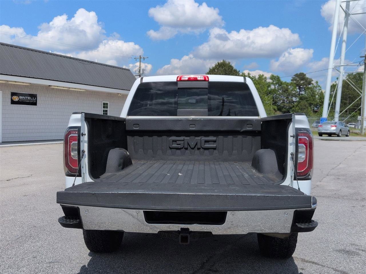 Used 2018 GMC Sierra 1500 SLT AWD/4WD image 31