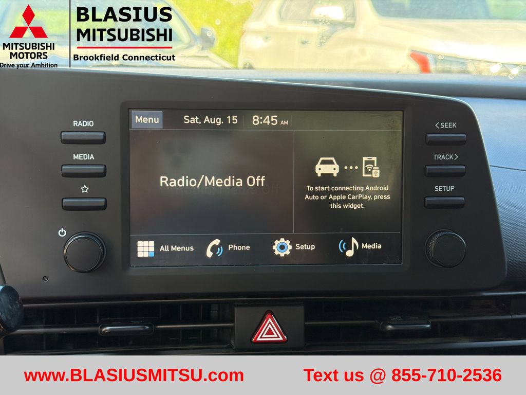 Used 2025 Hyundai Elantra Sport FWD image 17