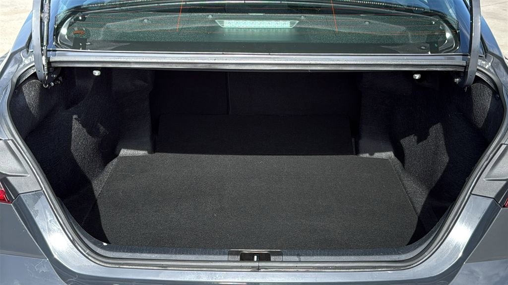 Used 2025 Toyota Camry LE FWD image 27